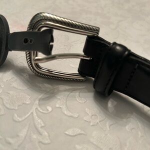 New Brighton Men’s  leather Classic Black Leather Belt Golf motif